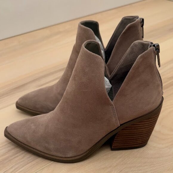 Vince Camuto Gigietta booite suede - Size 6.5 - Picture 1 of 6
